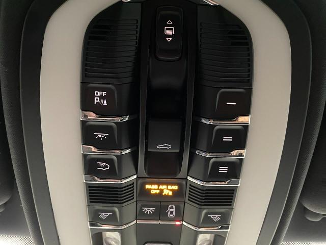 2018 Porsche Cayenne Vehicle Photo in Appleton, WI 54913