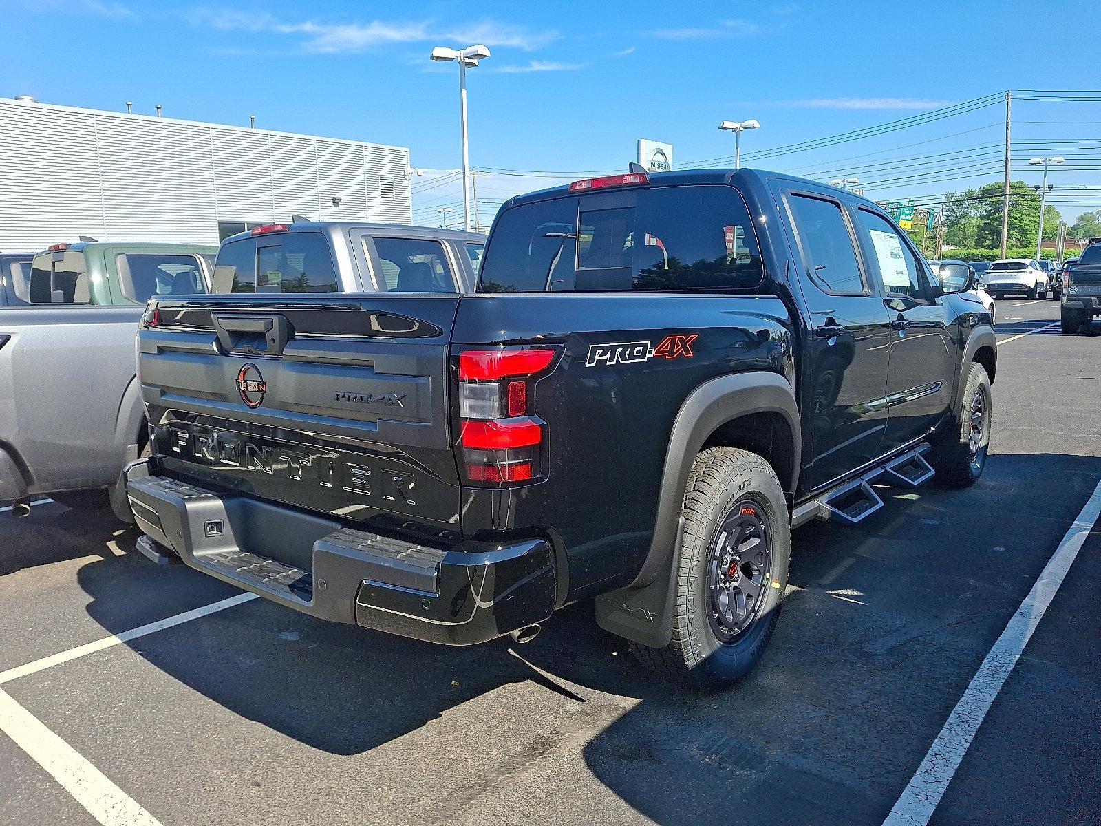 2025 Nissan Frontier Vehicle Photo in Harrisburg, PA 17111-1033
