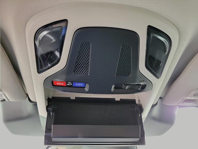 2024 Subaru Outback Vehicle Photo in Green Bay, WI 54304