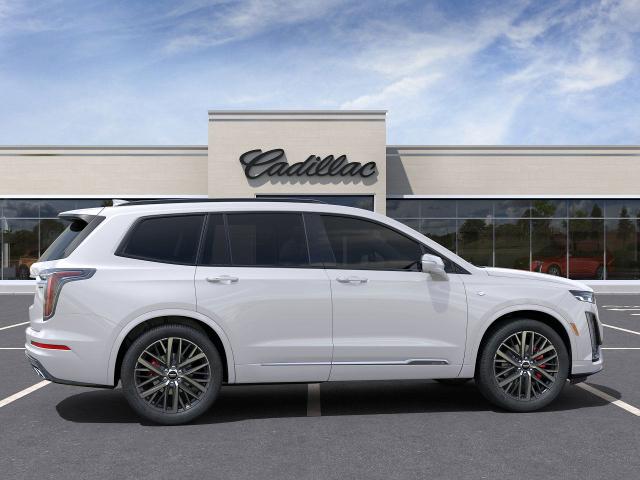 2025 Cadillac XT6 Vehicle Photo in SMITHTOWN, NY 11787-5023