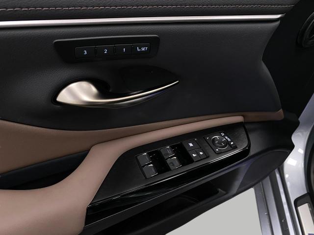 2025 Lexus ES 300h Vehicle Photo in Appleton, WI 54913