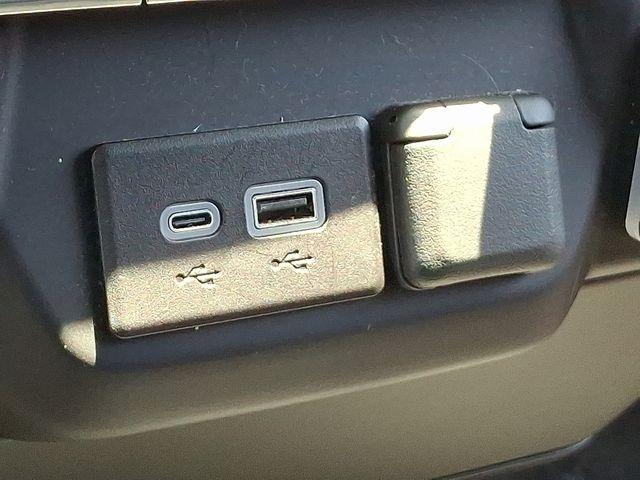 2023 Chevrolet Silverado 1500 Vehicle Photo in DANBURY, CT 06810-5034