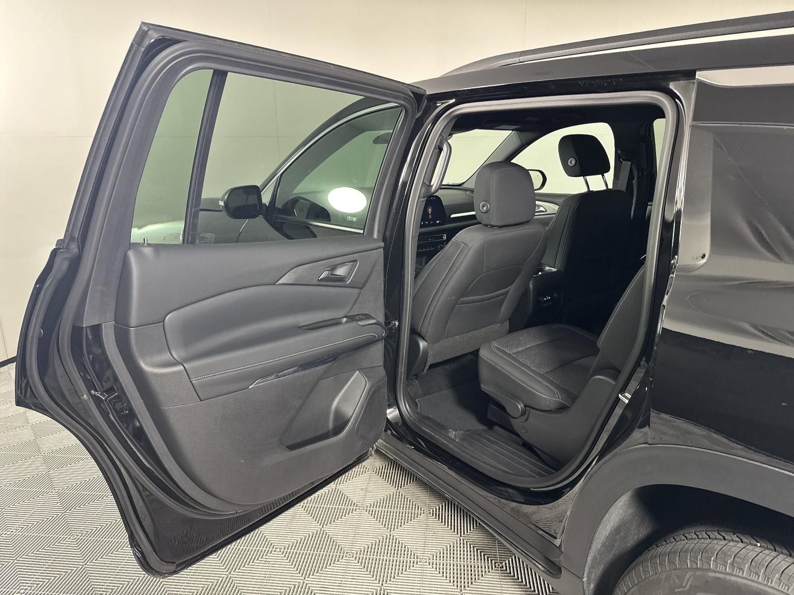 2025 Chevrolet Traverse Vehicle Photo in GEORGETOWN, TX 78626-7508
