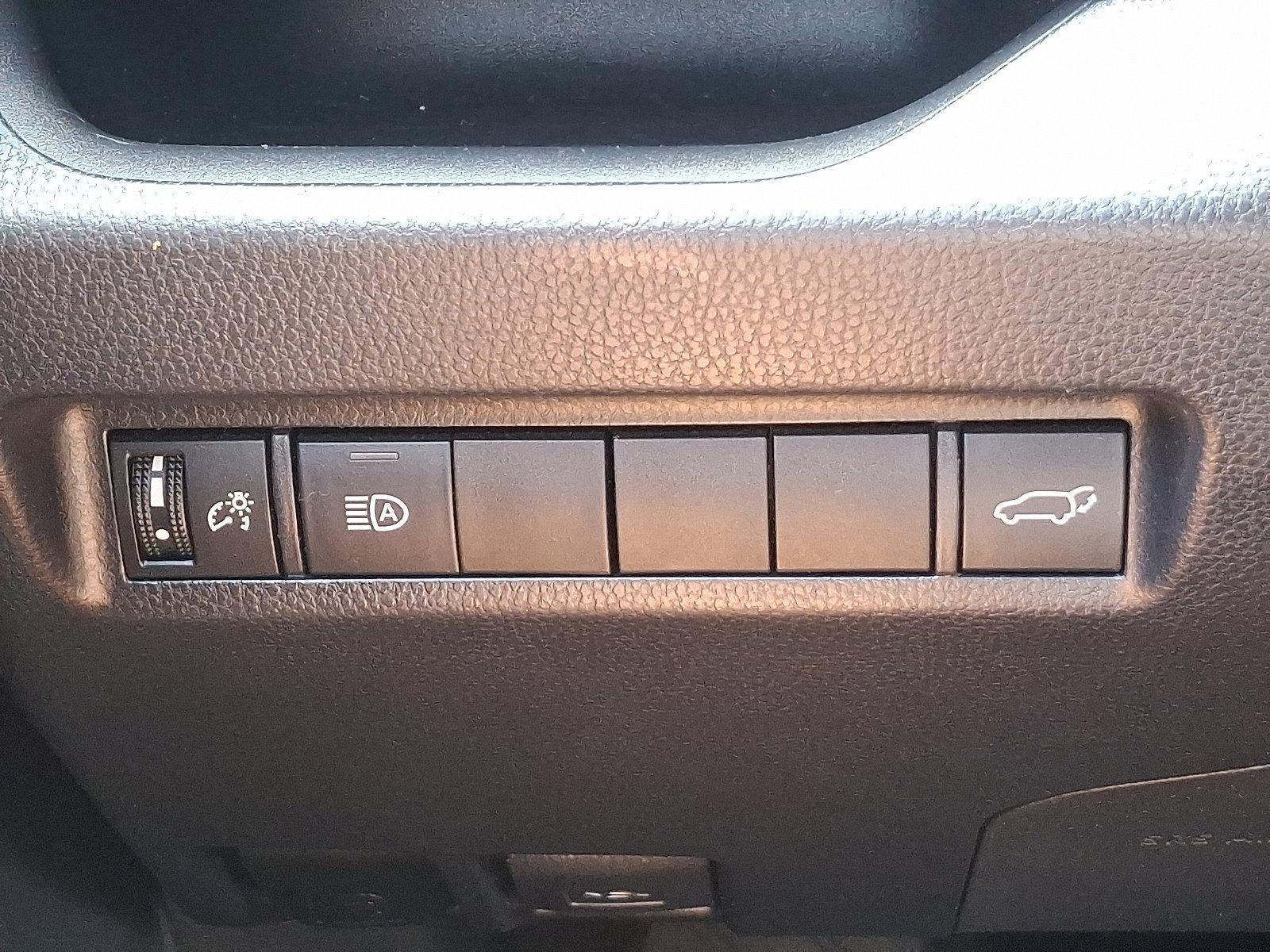 2019 Toyota RAV4 Vehicle Photo in Trevose, PA 19053