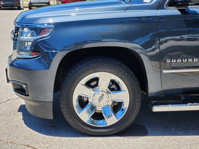 2019 Chevrolet Suburban Vehicle Photo in DENTON, TX 76210-9321