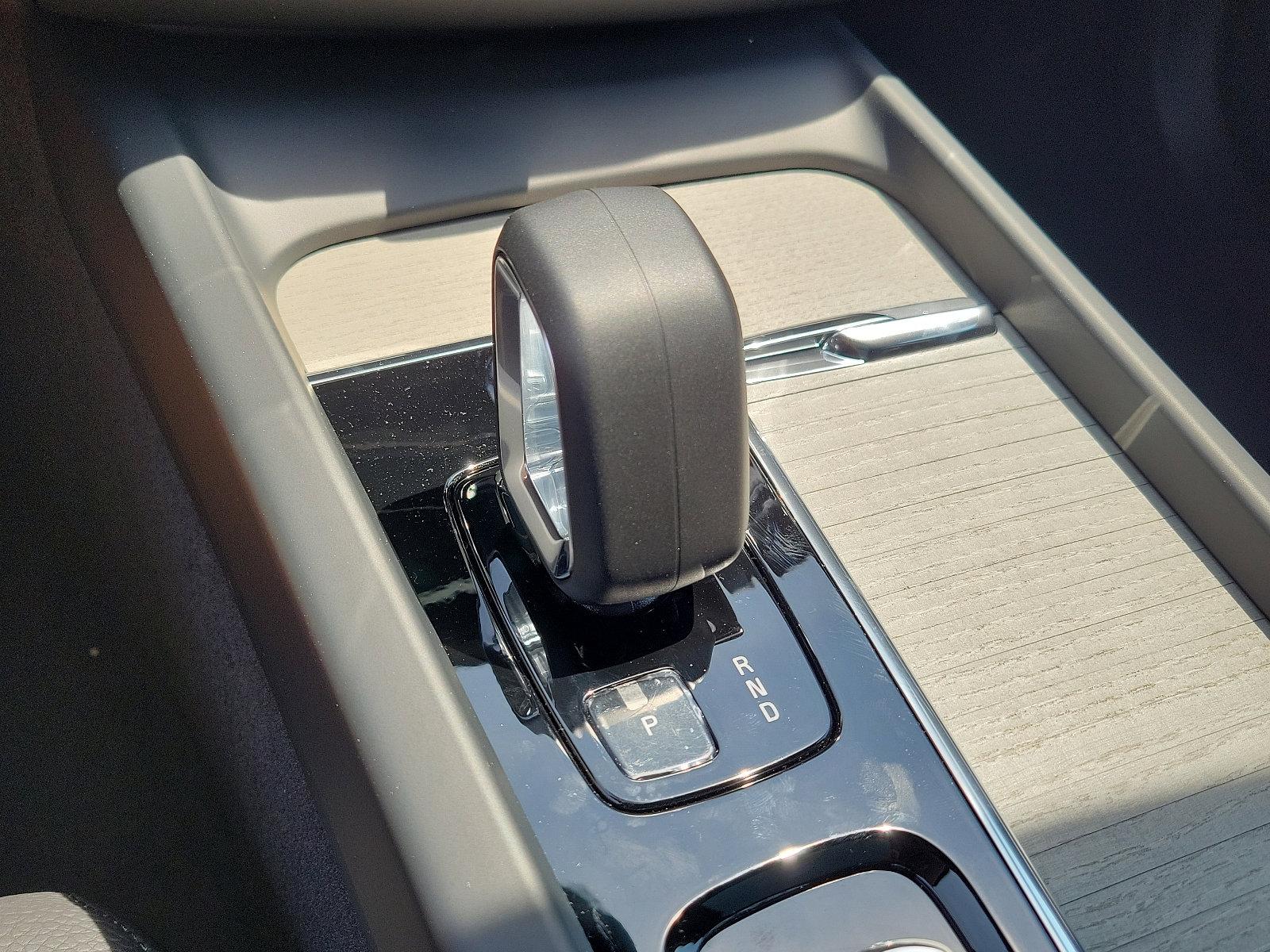 2025 Volvo XC60 Plug-In Hybrid Vehicle Photo in Trevose, PA 19053