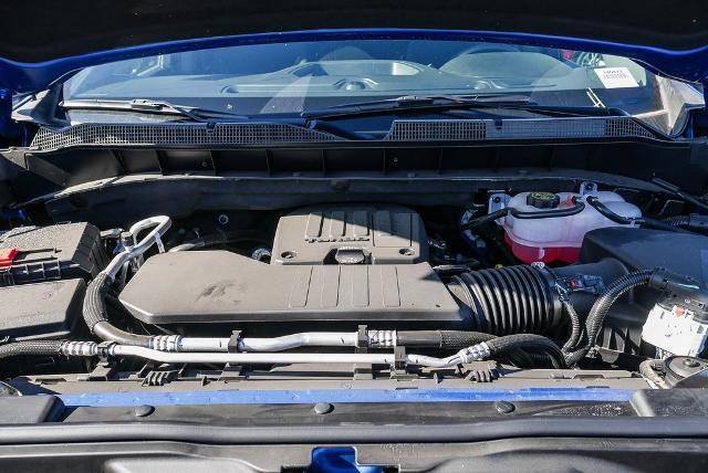 2024 Chevrolet Silverado 1500 Vehicle Photo in VENTURA, CA 93003-8585