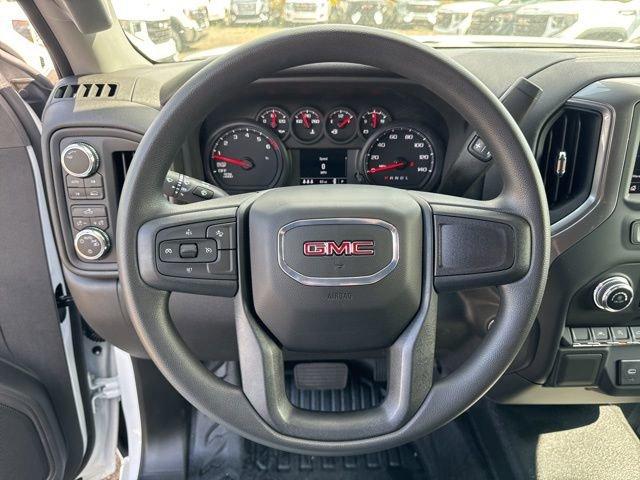 2024 GMC Sierra 1500 Vehicle Photo in MEDINA, OH 44256-9631