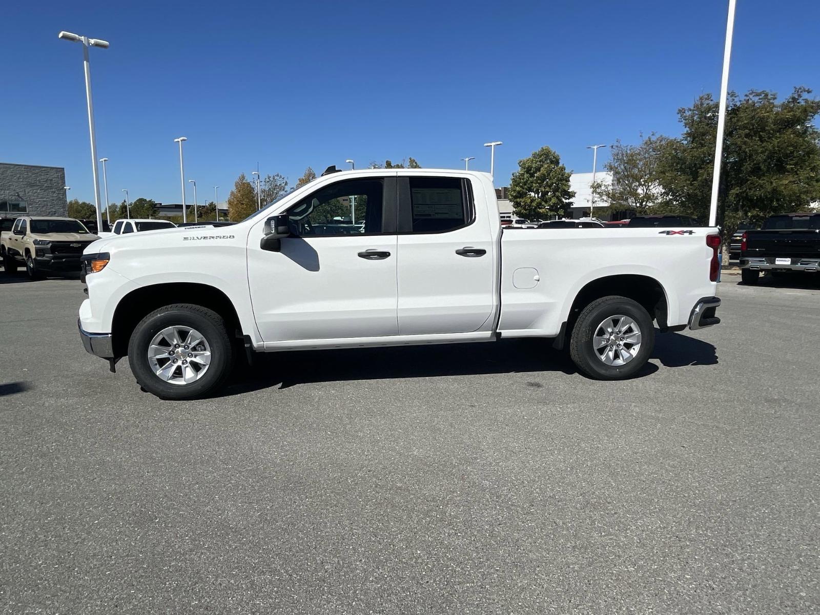 2025 Chevrolet Silverado 1500 Vehicle Photo in BENTONVILLE, AR 72712-4322