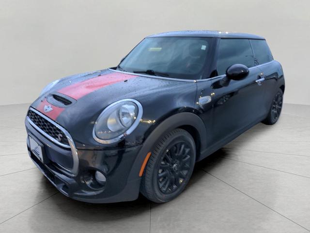 2015 MINI Cooper S Hardtop Vehicle Photo in Green Bay, WI 54304