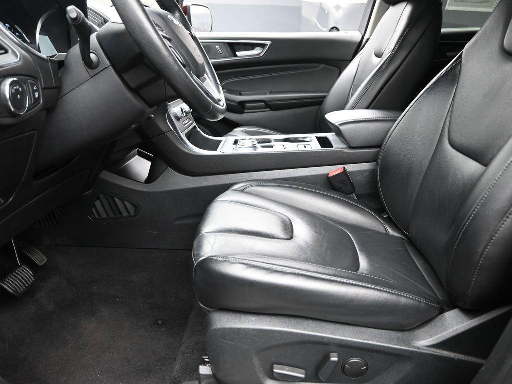 2021 Ford Edge Vehicle Photo in Marion, IA 52302