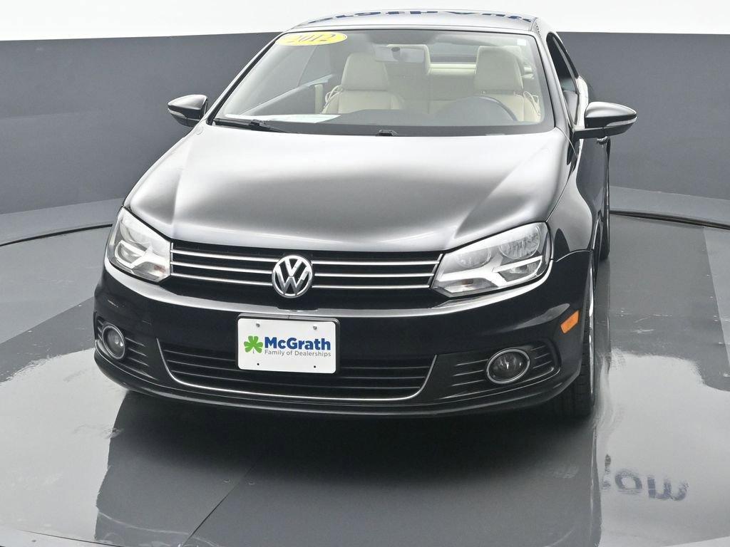 2012 Volkswagen Eos Vehicle Photo in Marion, IA 52302