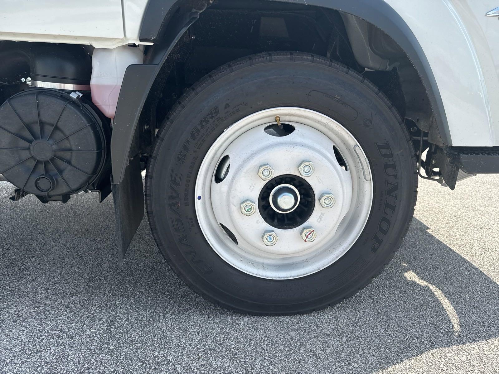 2025 Chevrolet Low Cab Forward 4500 Vehicle Photo in GEORGETOWN, TX 78626-7508