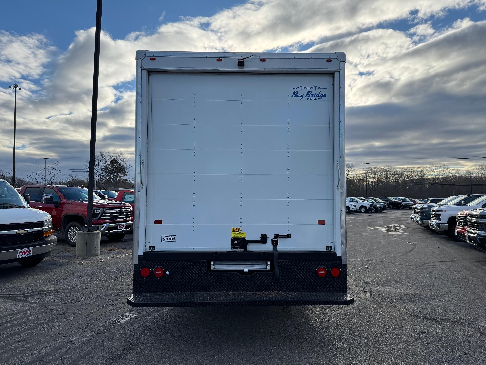 2024 Chevrolet Low Cab Forward 4500 Vehicle Photo in SOUTH PORTLAND, ME 04106-1997