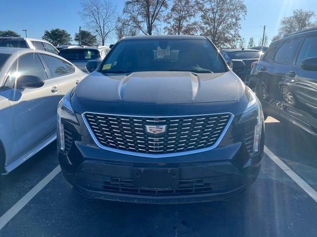 Used 2019 Cadillac XT4 Luxury with VIN 1GYFZBR49KF165492 for sale in Saint Louis, MO