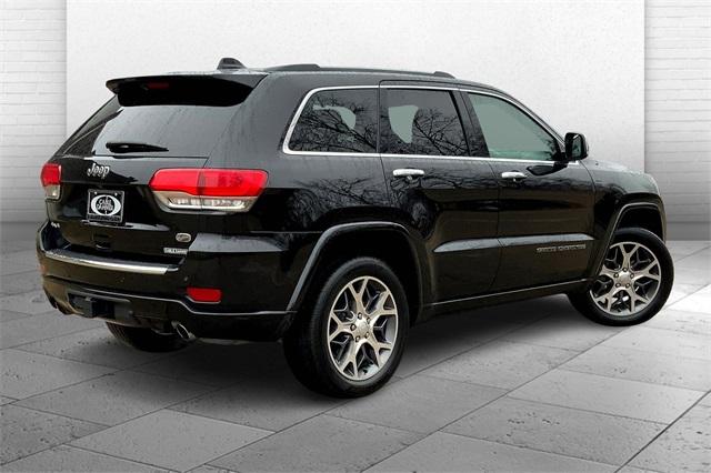 2020 Jeep GRAND CHEROKEE Vehicle Photo in KANSAS CITY, MO 64114-4545