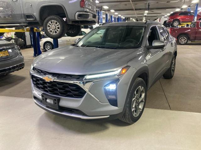 2024 Chevrolet Trax Vehicle Photo in APPLETON, WI 54914-4656