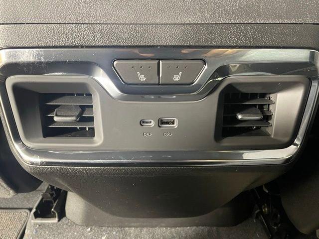 2025 Chevrolet Silverado 3500 HD Vehicle Photo in PHOENIX, AZ 85014-3381