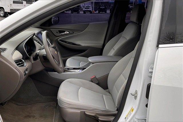 2016 Chevrolet Malibu Vehicle Photo in INDEPENDENCE, MO 64055-1314