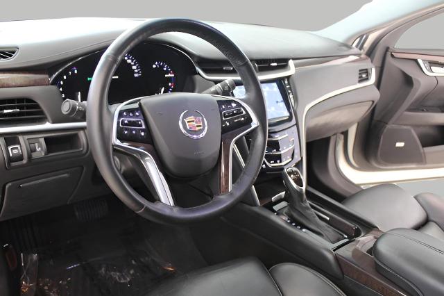 2014 Cadillac XTS Vehicle Photo in Green Bay, WI 54304