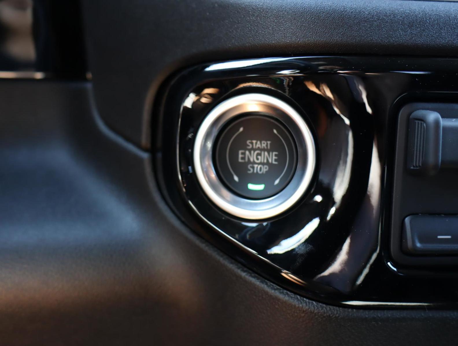 2025 Chevrolet Silverado 1500 Vehicle Photo in LOS ANGELES, CA 90007-3794