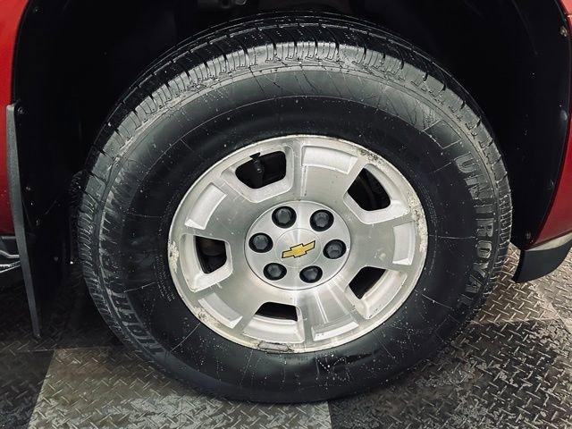 2011 Chevrolet Tahoe Vehicle Photo in MEDINA, OH 44256-9631