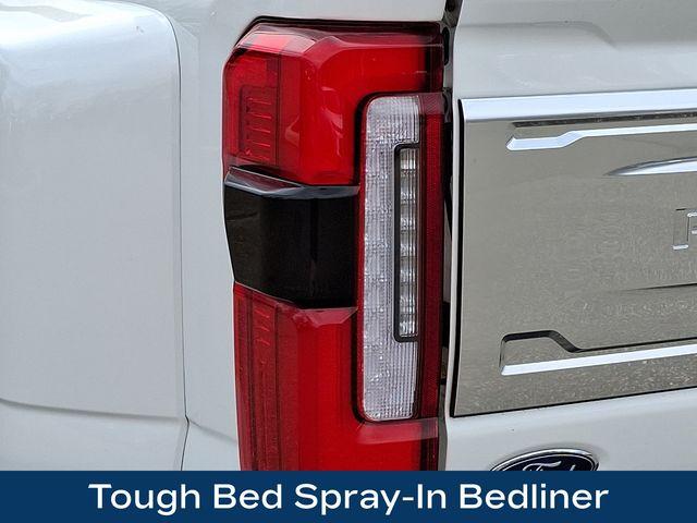 2024 Ford F-450 Vehicle Photo in DANBURY, CT 06810-5034