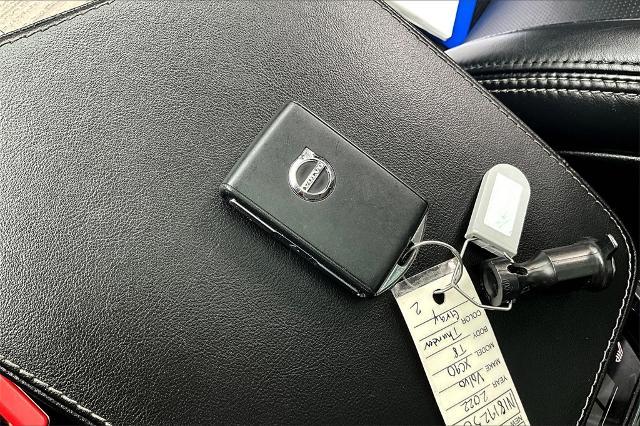 2022 Volvo XC90 Recharge Plug-In Hybrid Vehicle Photo in Houston, TX 77007