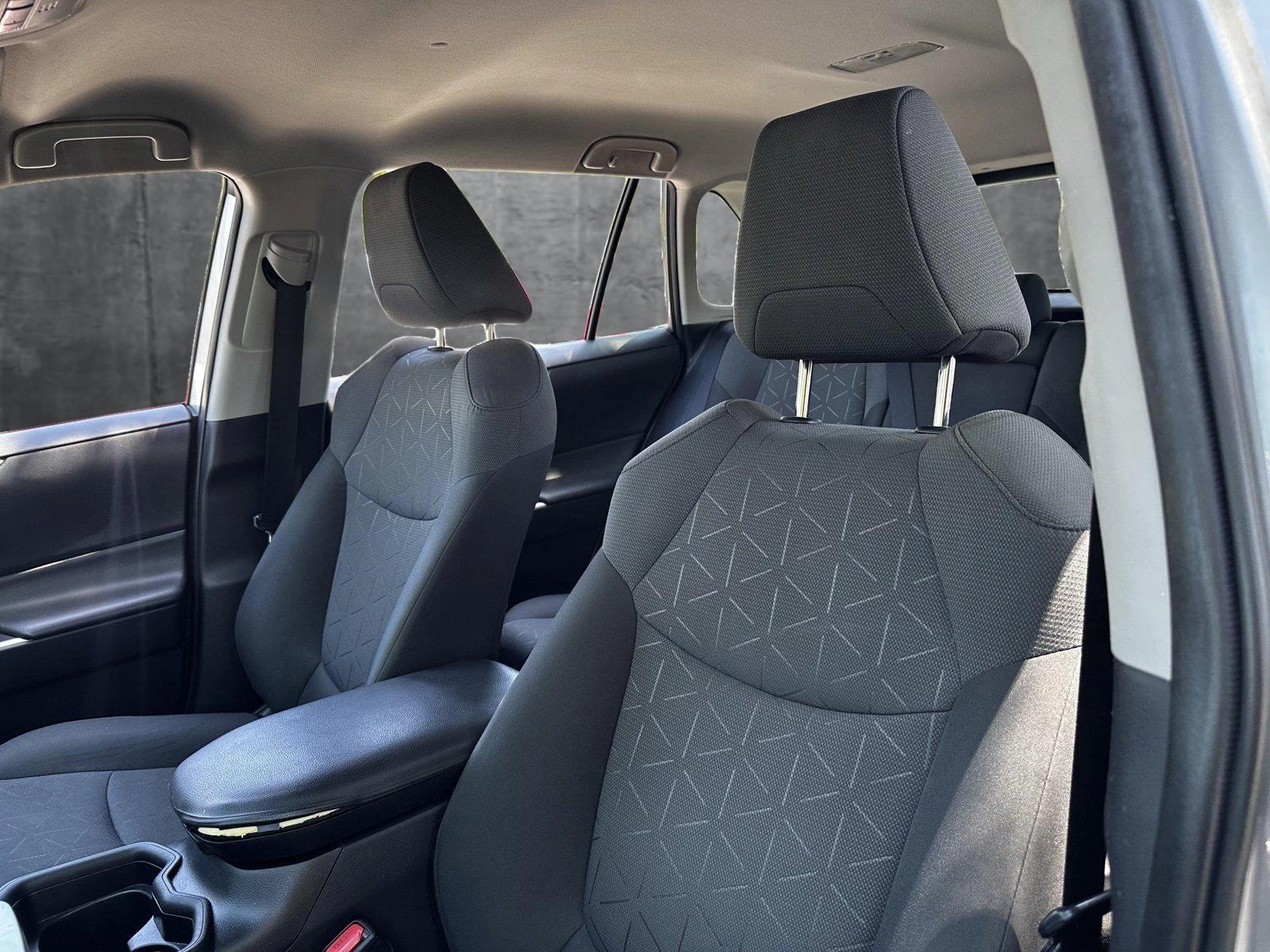 2021 Toyota RAV4 Vehicle Photo in Hollywood, FL 33021