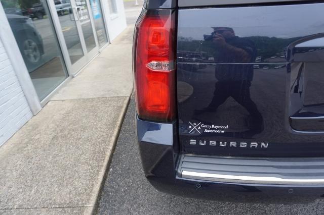 2019 Chevrolet Suburban Vehicle Photo in FAIRMONT, WV 26554-2318