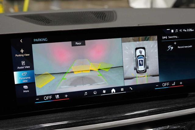 2025 BMW X5 xDrive50e Vehicle Photo in GRAPEVINE, TX 76051
