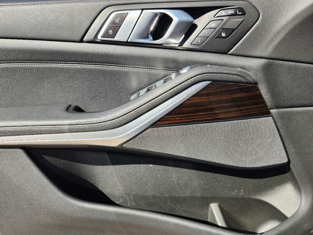 2024 BMW X7 xDrive40i Vehicle Photo in PLANO, TX 75024