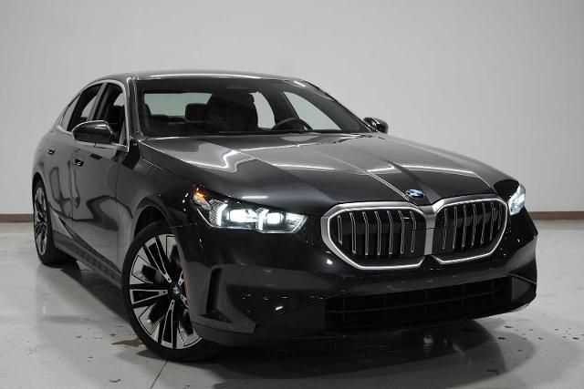 2024 BMW 530i Vehicle Photo in GRAPEVINE, TX 76051