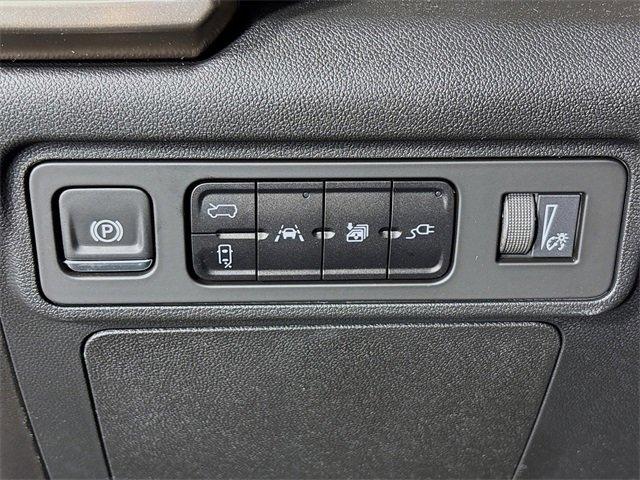 2025 GMC HUMMER EV SUV Vehicle Photo in PUYALLUP, WA 98371-4149