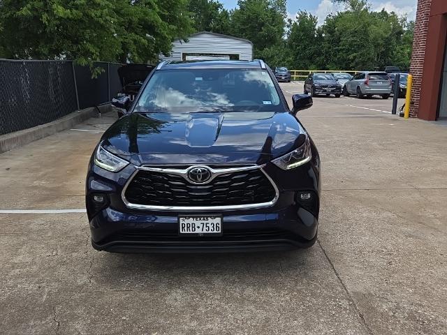 2022 Toyota Highlander Vehicle Photo in Houston, TX 77007