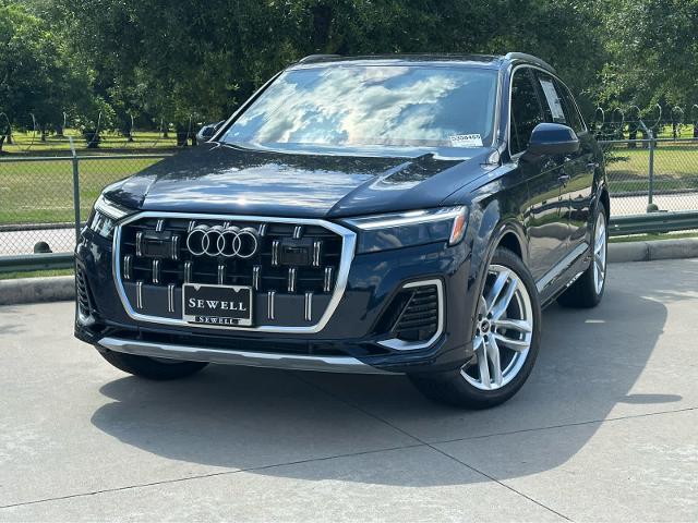 2025 Audi Q7 Vehicle Photo in HOUSTON, TX 77090