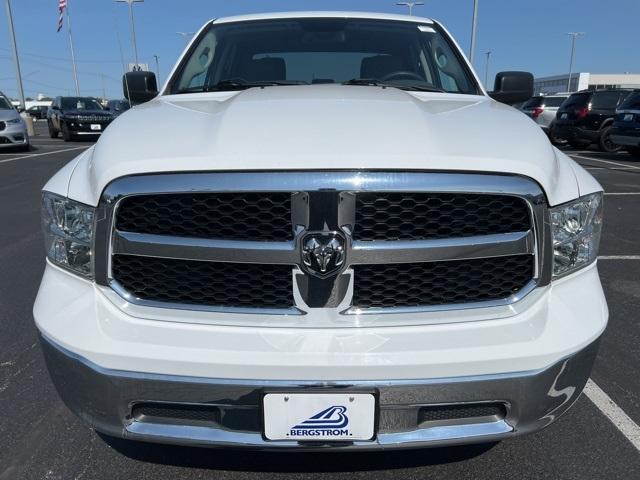 2019 Ram 1500 Classic Vehicle Photo in GREEN BAY, WI 54304-5303