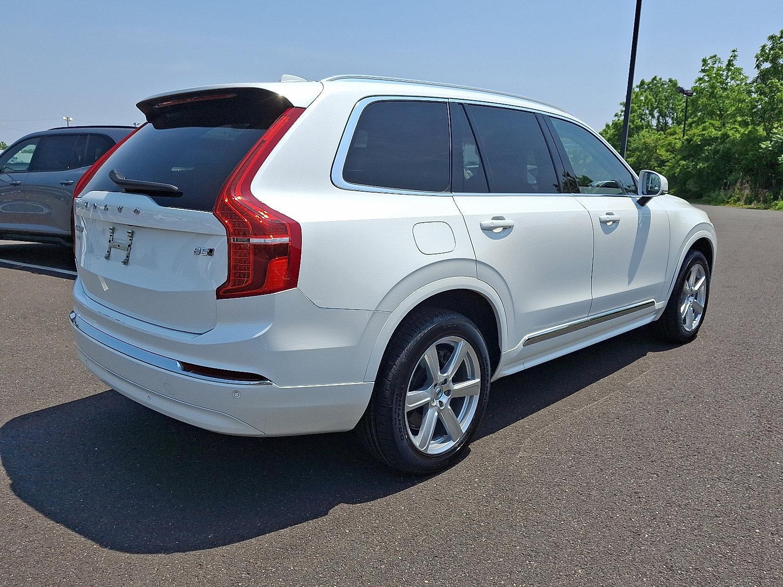 2024 Volvo XC90 Vehicle Photo in Trevose, PA 19053