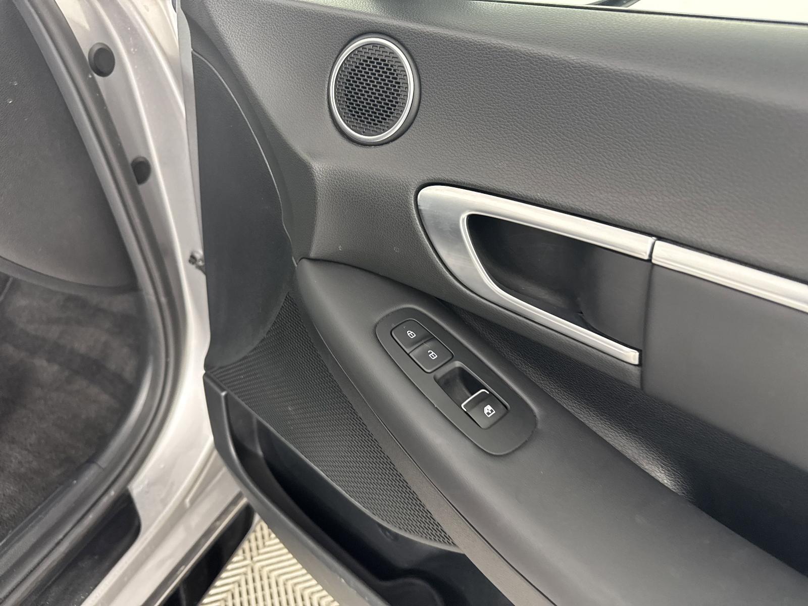 2021 Hyundai Sonata Vehicle Photo in GEORGETOWN, TX 78626-7508