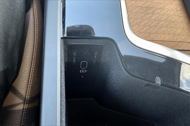 2024 Volvo XC90 Vehicle Photo in Houston, TX 77007