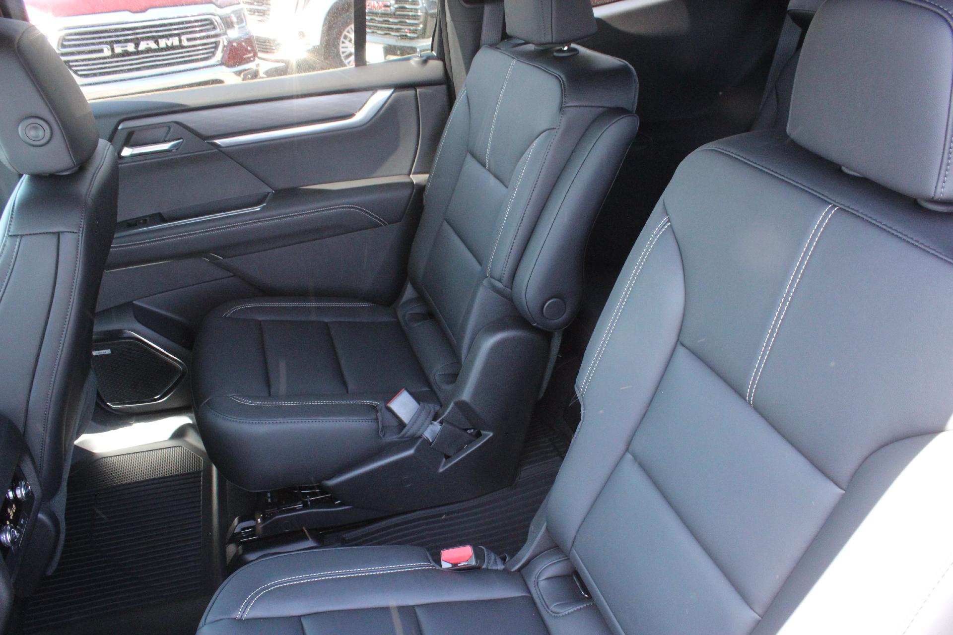 2025 GMC Acadia Vehicle Photo in AURORA, CO 80012-4011