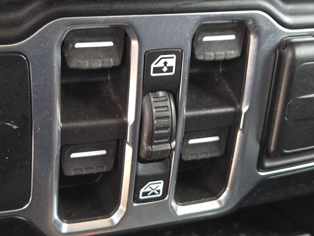 2021 Jeep Gladiator Vehicle Photo in Weatherford, TX 76087