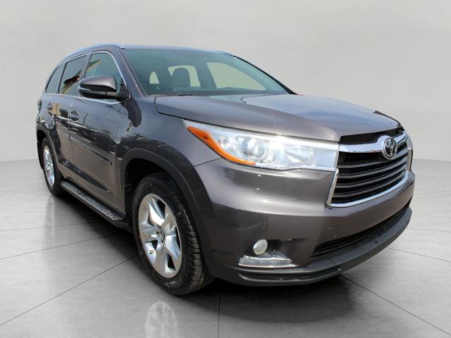 2016 Toyota Highlander Vehicle Photo in Green Bay, WI 54304