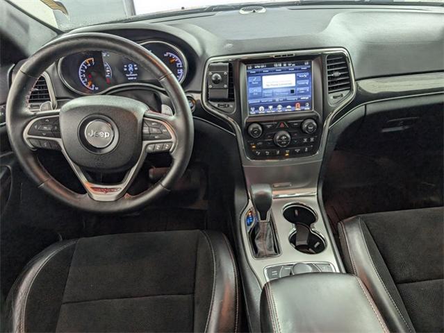 2017 Jeep Grand Cherokee Vehicle Photo in ENGLEWOOD, CO 80113-6708