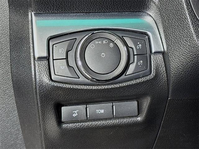 2018 Ford Explorer Vehicle Photo in PUYALLUP, WA 98371-4149