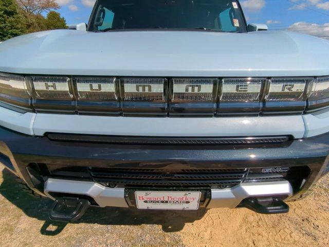 2025 GMC HUMMER EV SUV Vehicle Photo in ALBERTVILLE, AL 35950-0246