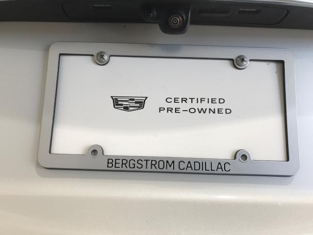 2024 Cadillac XT6 Vehicle Photo in GREEN BAY, WI 54303-3330