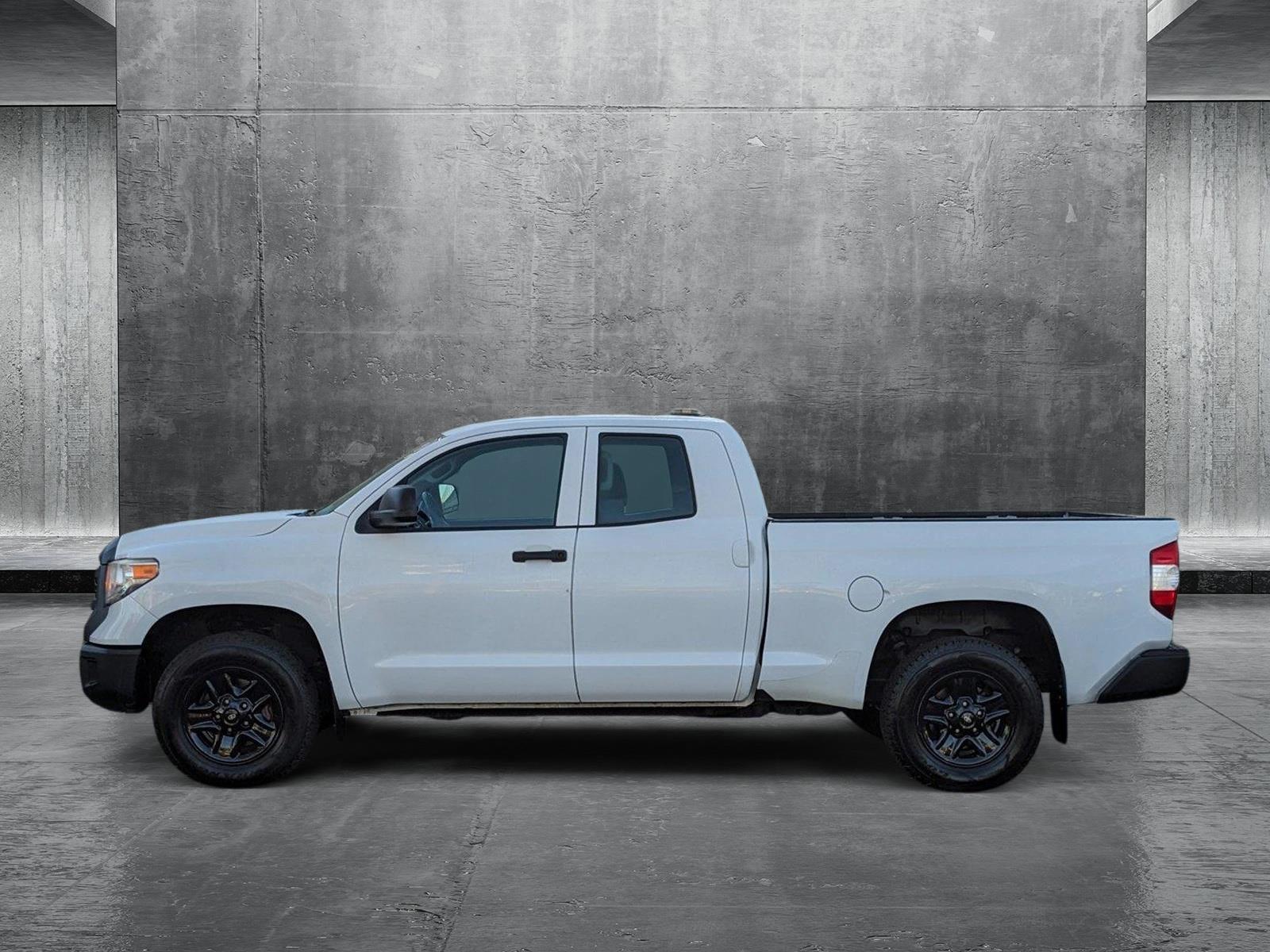 2017 Toyota Tundra 4WD Vehicle Photo in Sanford, FL 32771