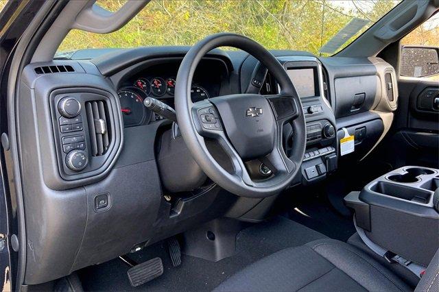 2024 Chevrolet Silverado 1500 Vehicle Photo in TOPEKA, KS 66609-0000