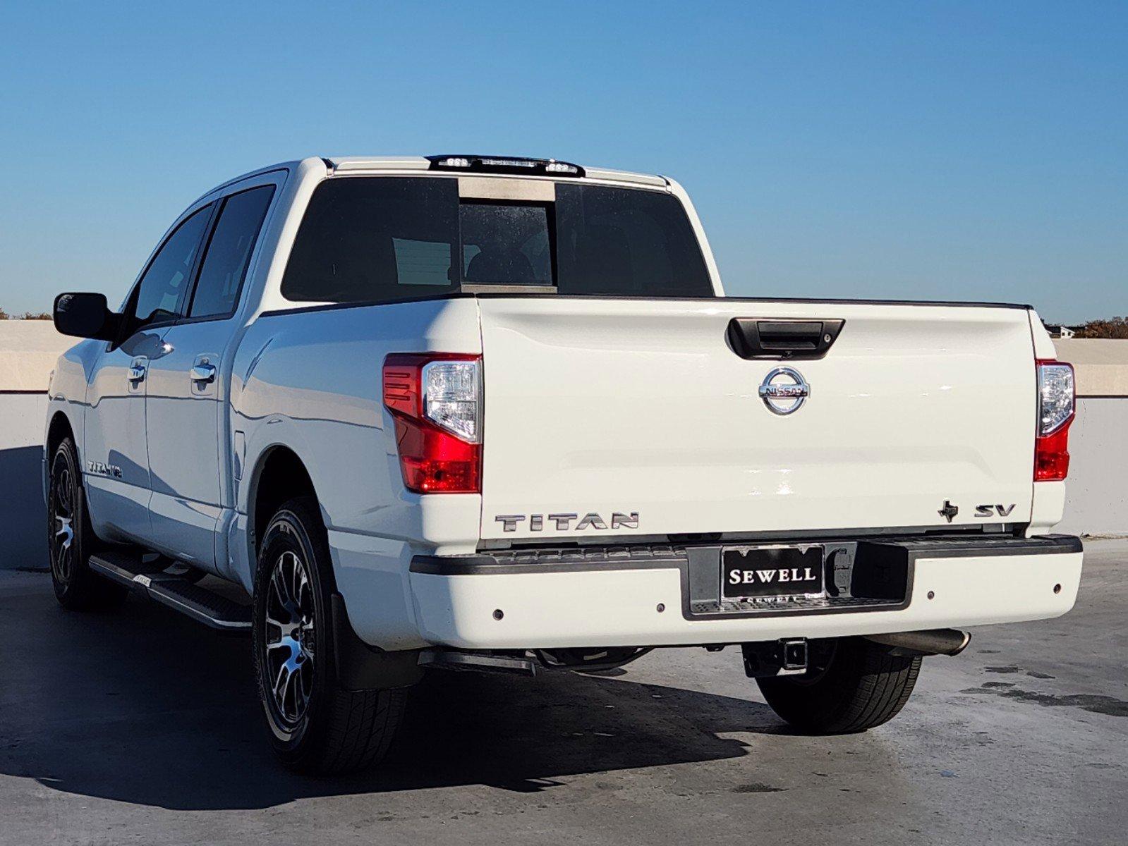 2020 Nissan Titan Vehicle Photo in DALLAS, TX 75209